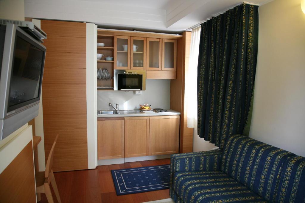 Aparthotel England Riccione Oda fotoğraf