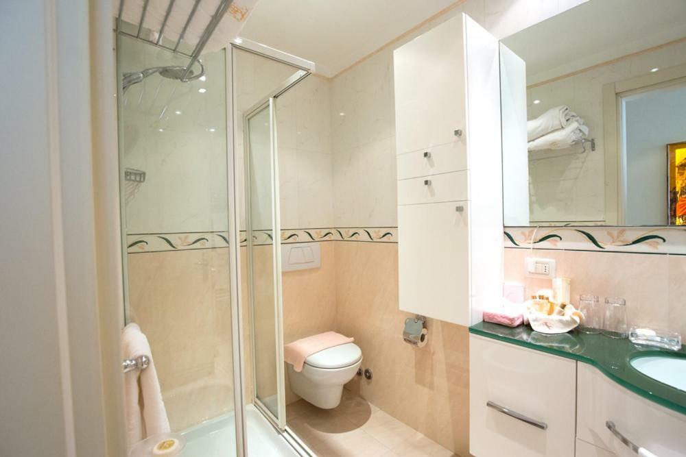 Aparthotel England Riccione Dış mekan fotoğraf